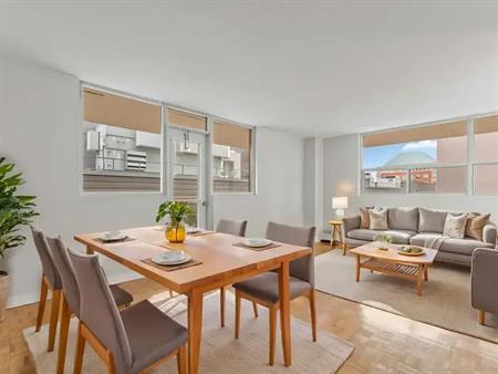 Sandpiper Apartments | 1431 Lakeshore Road, Burlington