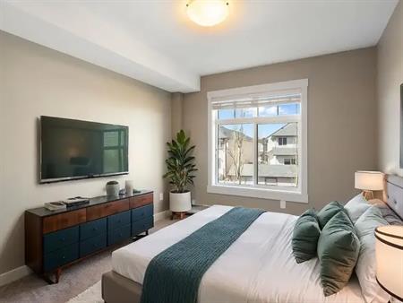 Cozy 2 bed 2 bath, underground heated parking and great view | 5205 - 155 Skyview Ranch Way, Calgary