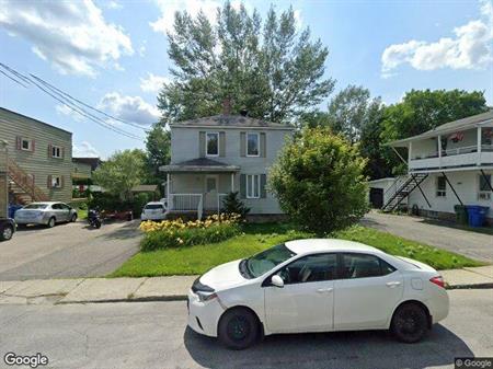 2 CH - 1 SDB - Magog - $1,250 /mo
