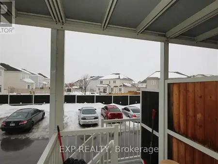 548A CHAPMAN MILLS DRIVE | 548A CHAPMAN MILLS DRIVE, Ottawa