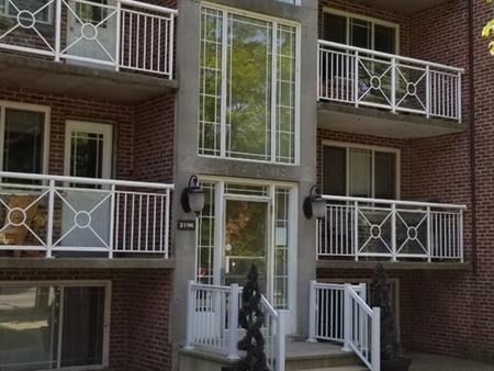 2 Bedroom Downtown Burlington, $2250/month, August 1, 2025 | 2196 Lakeshore Road, Burlington