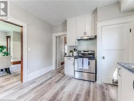 690 WALLACE Street N | 690 WALLACE Street N, Listowel