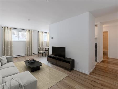 Logement 3.5 à Lévis - Stationnement/Rangement - Tout inclus