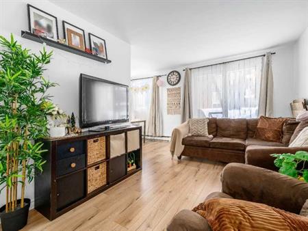 Appartement 4.5 dans Lévis - Stationnement - Chauffé/éclairé