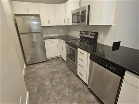 Apartment for rent at 16315 96 Avenue Northwest | 16315 96 Avenue Northwest, Edmonton