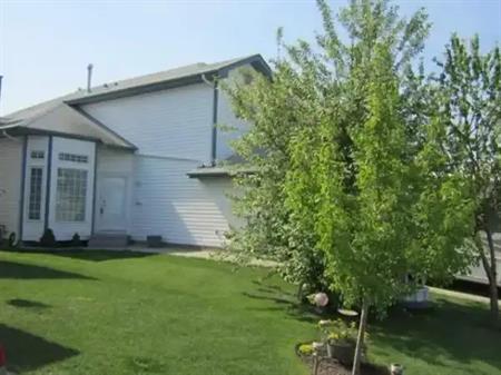Home for Rent in Jackson Heights | 1393 Jefferys Crescent Northwest, Edmonton