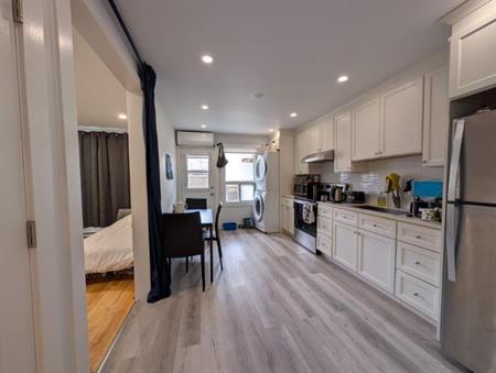2 CH - 1 SDB - Montréal - $1,600 /mo