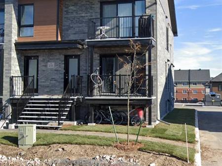 231 Liverpool (Aylmer) Super Appartement 3 Chambre