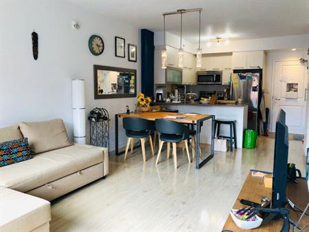 Condo Au Cœur De Montréal-stationnement