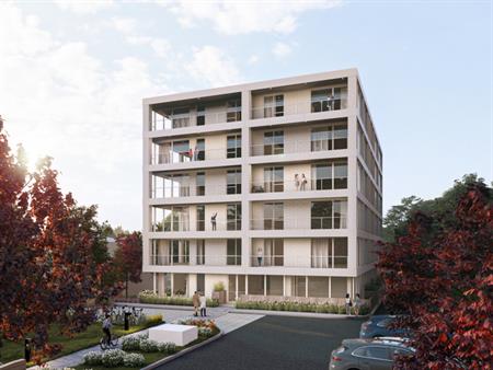 Appartement De 2 Chambres Et 2 Salles De