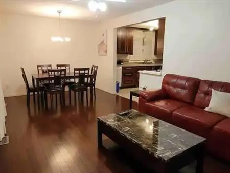 Charming Home for Rent – 6425 Murray Street, Niagara Falls, ON | 6425 Murray Street, Niagara Falls