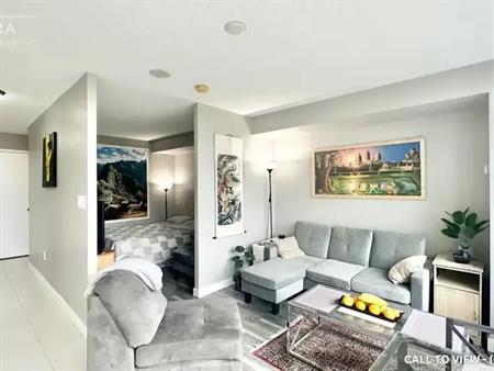 3216-11 Brunel Ct, Toronto, Ontario M5V 3Y3 | 11 Brunel Court, Toronto