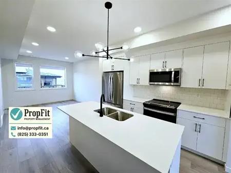BRAND NEW 3-BEDROOM HOME | 2.5 BATH | DOUBLE GARAGE | PRIVATE DECK | 7340 Klapstein Crescent Southwest, Edmonton