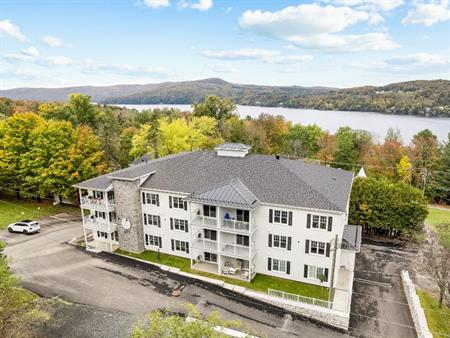 4 1/2 | Appartement #6 | North Hatley