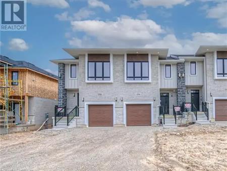 246 GREEN GATE Boulevard | 246 GREEN GATE Boulevard, Cambridge