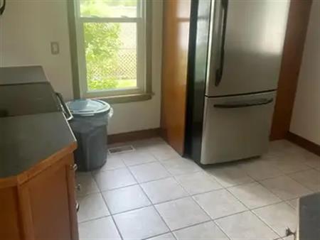 281 MITTON STREET N | 281 MITTON STREET N, Sarnia