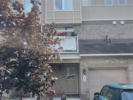 42 Metropole Private - Unit 1 | 42 Metropole Private, Ottawa