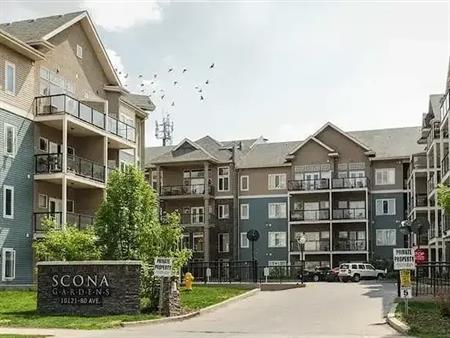 Gorgeous 2B/2B on Whyte Ave | M05 - 10121 80 Avenue NW, Edmonton
