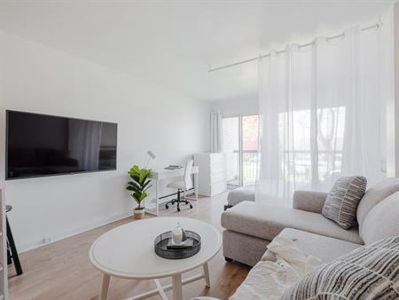 Loft dans Ste-Foy - Balcon - Pour juillet - Québec