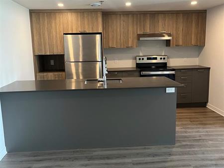 2 CH - 1 SDB - Terrebonne - $2,055 /mo