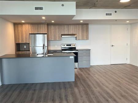 2 CH - 1 SDB - Terrebonne - $2,180 /mo