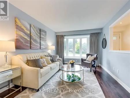 102 ORSETT STREET | 102 ORSETT STREET, Oakville