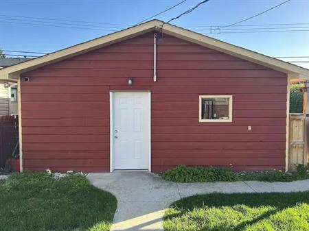 24’0” x 22’0” (7’0” door opening) double car garage | 8719 36 Avenue Northwest, Calgary