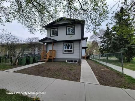 11903 93 Street NW - Main Floor | 11903 93 Street Northwest, Edmonton