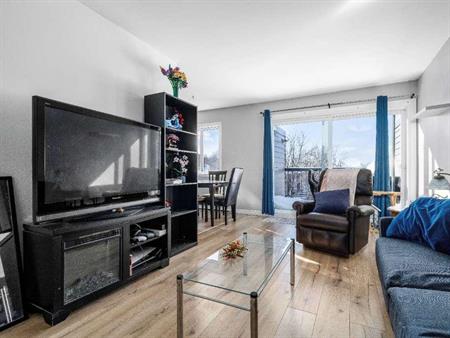 5 1/2 à Québec - Chauffage + Stationnement inclus - Charlesbourg