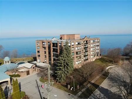 BEACHVIEW PLACE! Great Opportunity! | 701 Geneva Street, St. Catharines