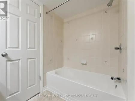 B - 634 CHAPMAN MILLS DRIVE | B - 634 CHAPMAN MILLS DRIVE, Ottawa