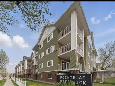 Large CORNER UNIT in the heart of McKenzie Towne ! | 10 Prestwick Bay Southeast, Calgary