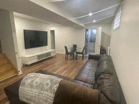 3 1/2 rénové in vimont Laval