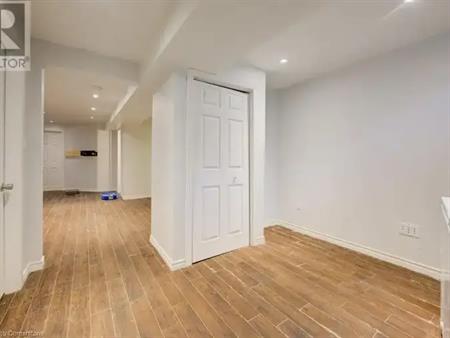 5134 DES JARDINES Drive | 5134 DES JARDINES Drive, Burlington