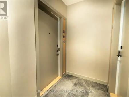 804 - 760 WHITLOCK AVENUE | 804 - 760 WHITLOCK AVENUE, Milton