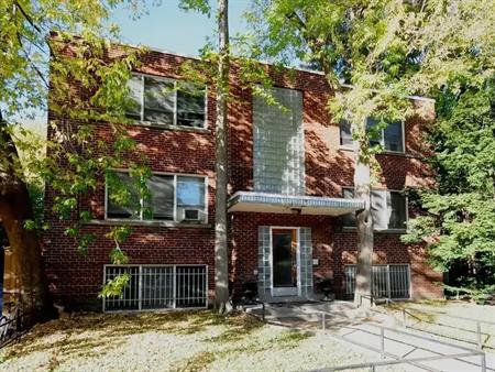 36 Russell | 36 Russell Avenue, Ottawa