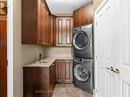 5737 STUEWE DRIVE | 5737 STUEWE DRIVE, Ottawa