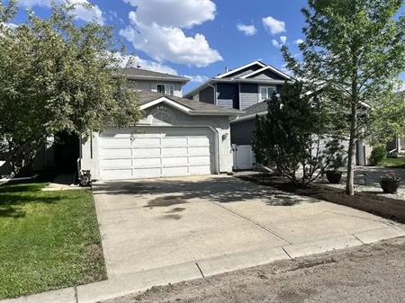 Stunning 5-Bedroom Family Home in Riverbend, Calgary! | Calgary