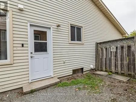 7 DIANNE DRIVE | 7 DIANNE DRIVE, St. Catharines