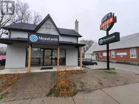 UPPER - 244 BARRIE STREET | UPPER - 244 BARRIE STREET, Essa