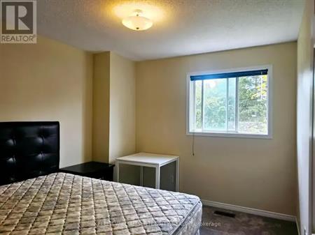 36 THORNBURY CRESCENT | 36 THORNBURY CRESCENT, Ottawa