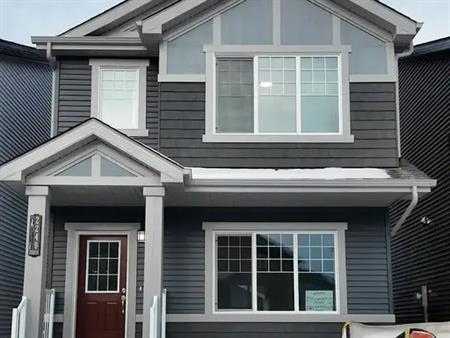 Brand new single family home for rent immediately | Muckleplum Cres SW, Edmonton