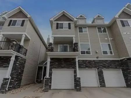 MODERN AND SPACIOUS TOWN HOUSE/CONDO FOR RENT | 66 - 7293 South Terwillegar Drive Northwest, Edmonton