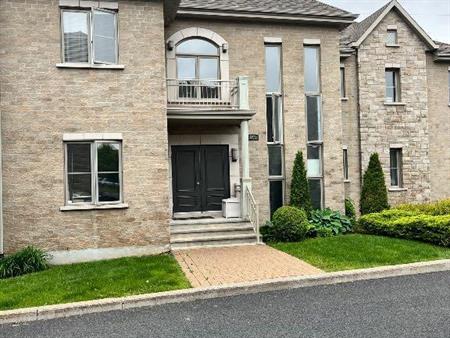 4 1/2 à St-Bruno-de-Montarville