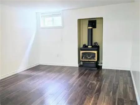 28 FAIRMEADOW PLACE E | 28 FAIRMEADOW PLACE E, Whitby