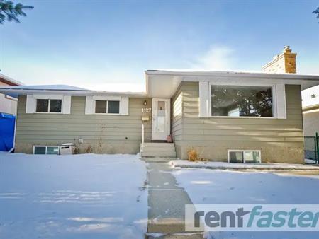 NO OTHER LIKE IT - EXTRA LARGE MAIN FLOOR - MASTER HAS 2 PIECE ENSUITE | 1127 37 Street SE, Calgary