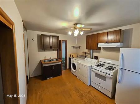 1 BD unit,$1200 all included, IndoorGarage, SentText5879381509 | 9853 83 Avenue Northwest, Edmonton