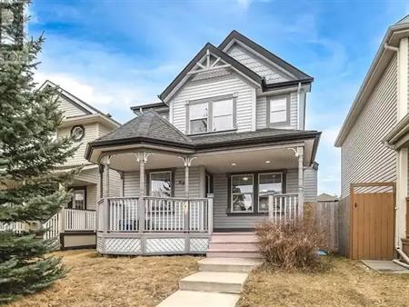 Beautiful 3 bedroom detached home for rent in Evergreen SW Calgary | 697 Evermeadow Road Southwest, Calgary