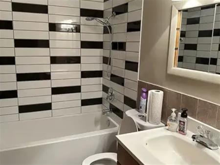 Fully Renovated Half Duplex FOR RENT/2000 sq ft with bsmt | Calgary