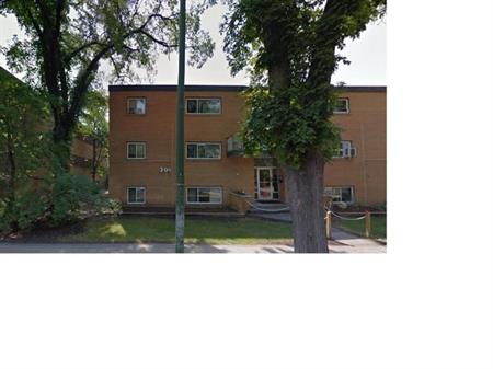 304 Stradbrook | 304 Stradbrook Avenue, Winnipeg
